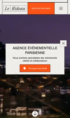 Le Rideau, sur téléphone